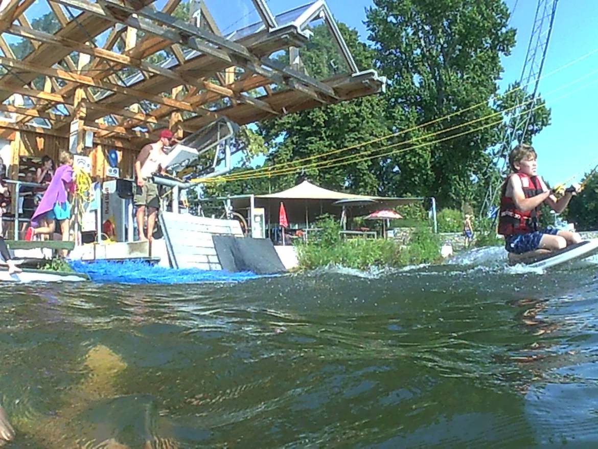 SUNP0092.jpg