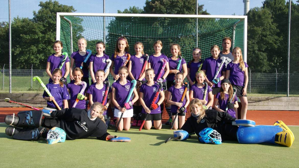 Mädchen B mit Siegtreffer in letzter Sekunde