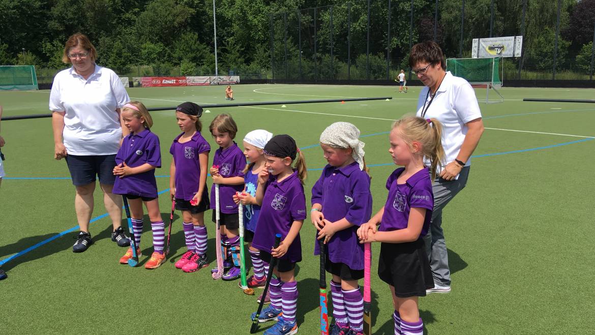 Mini-Mädchen starten in die Saison