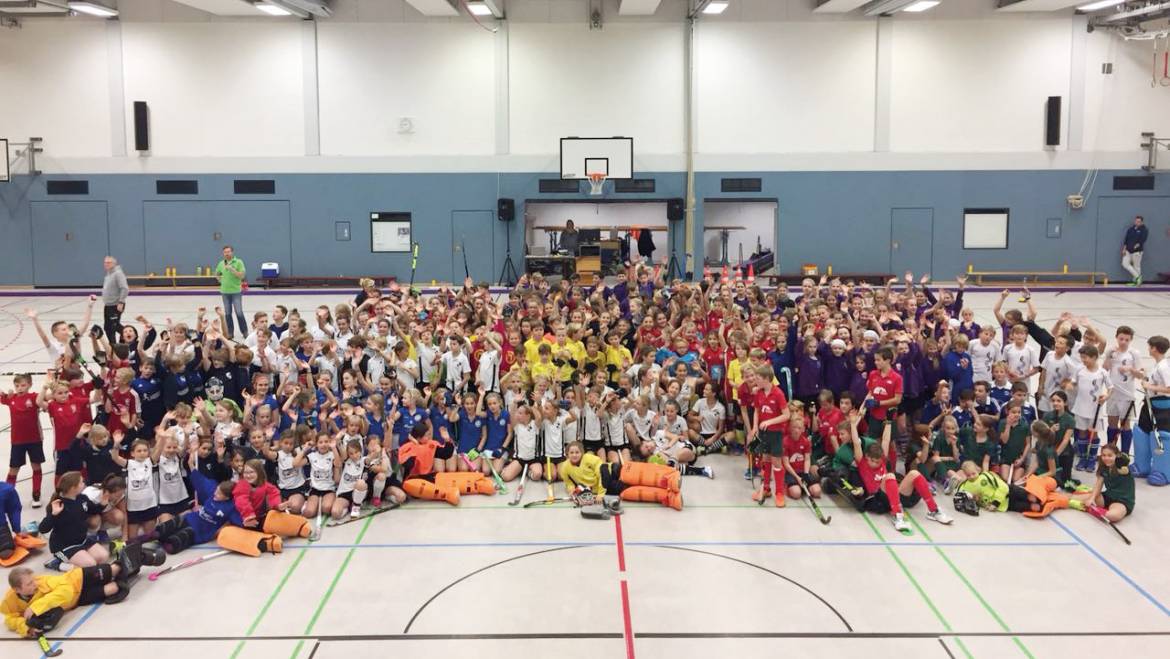 Lila Hockeylaune in Hiesfeld