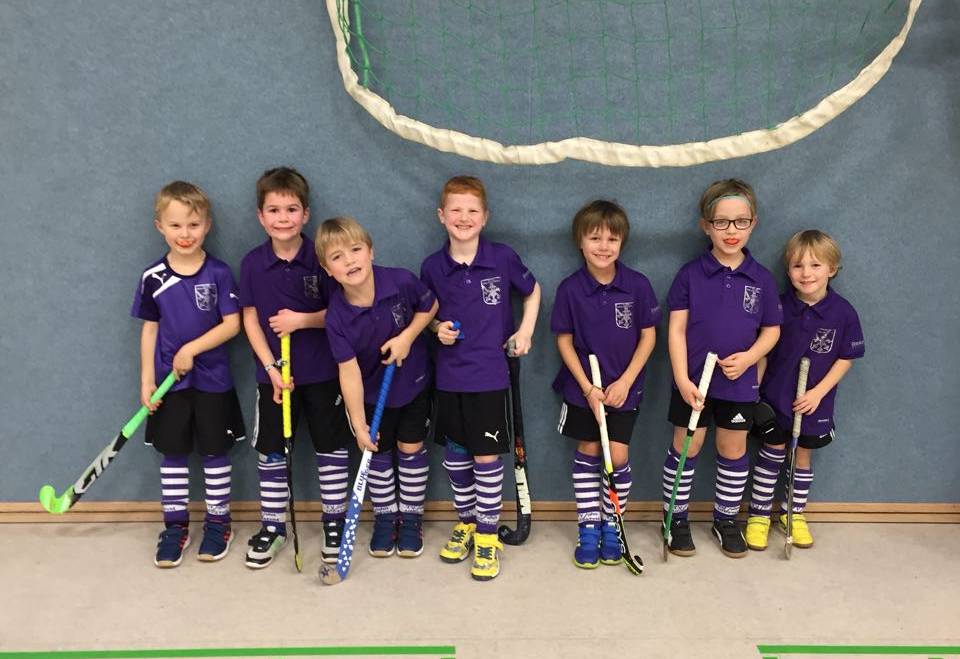 erstes Hallenturnier der Mini Jungs 2011/2012 erfolgreich