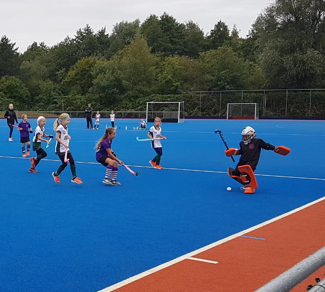 Mädchen D steigern sich im 6:6